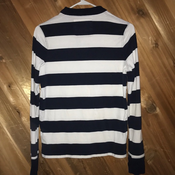 Abercrombie Long Sleeve - Picture 3 of 3